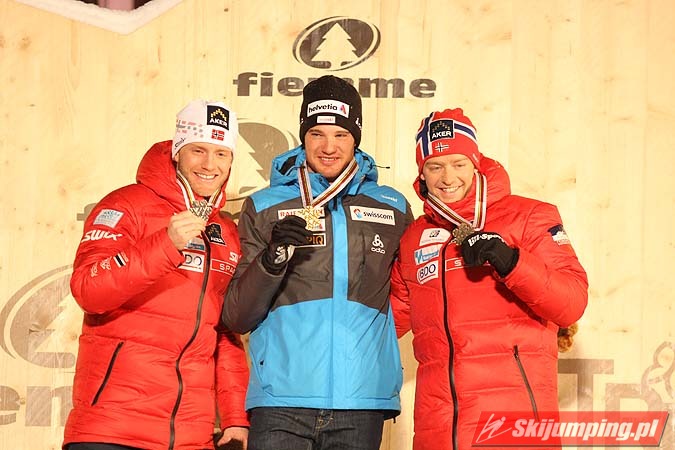 023 Podium biegw narciarskich mczyzn